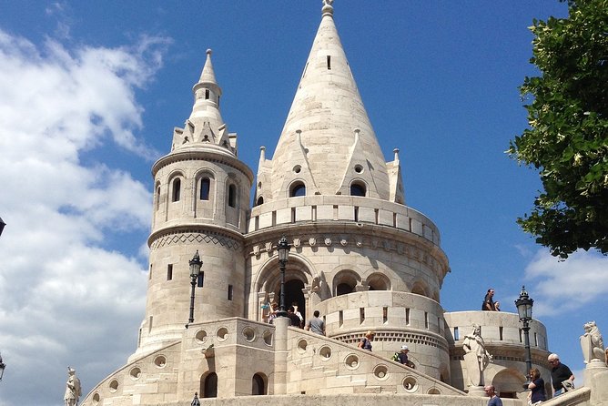 Private Tour of Budapest With a Private Transfer and Guide From Vienna