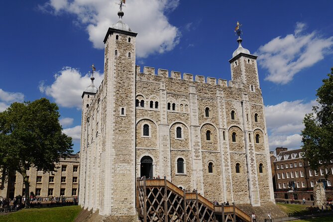 Private Tour: The Iconic Tower of London - Overview of the Tour