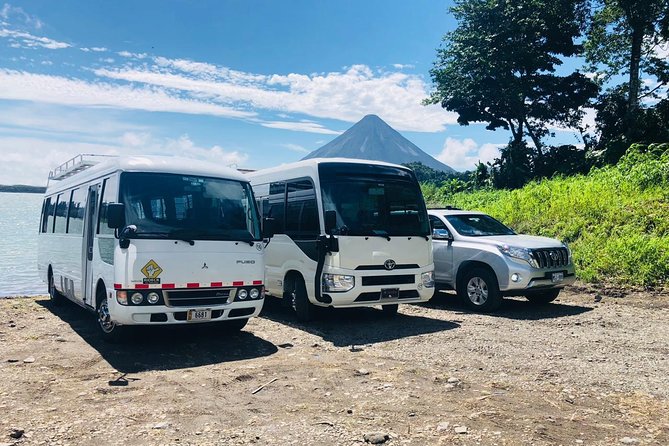 Private Transfer From Manuel Antonio to La Fortuna From 1 to 6 Passengers - Overview of the Service