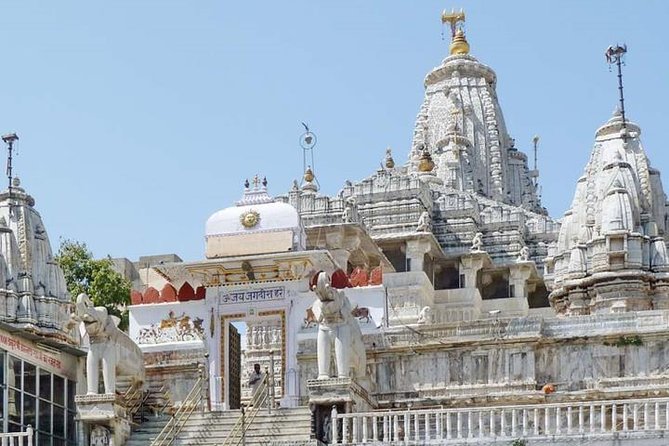 Private Transfer From Udaipur Airport To Udaipur Hotel
