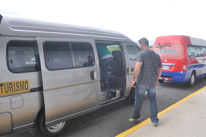 Private Transfer To/From Liberia Airport to La Fortuna Area (Arenal Volcano)