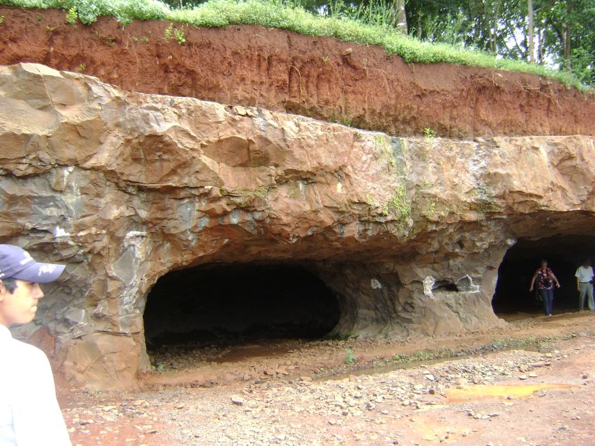 Puerto Iguazu: San Ignacio Mission and Wanda Mines Tour