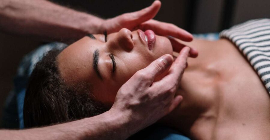 Puerto Princesa: Relaxing Massage With Optional Transfers
