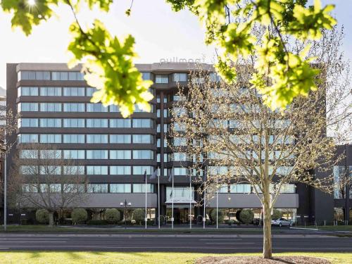 Pullman Melbourne Albert Park - Location and Surroundings