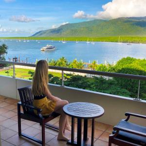 Pullman Reef Hotel Casino - Hotel Overview