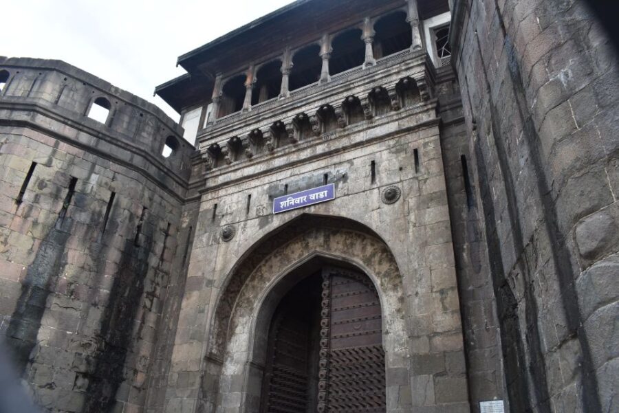 Pune: Private Guided Sightseeing Tour by Car With Snacks