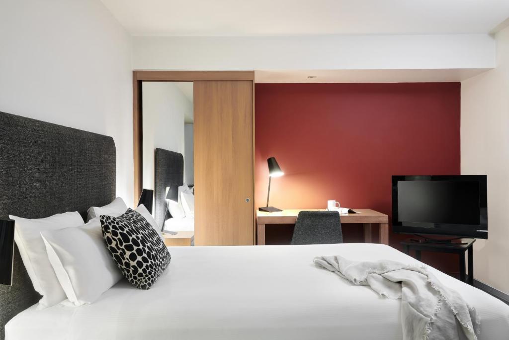 Punthill Apartment Hotel – Little Bourke Review - Hotel Overview