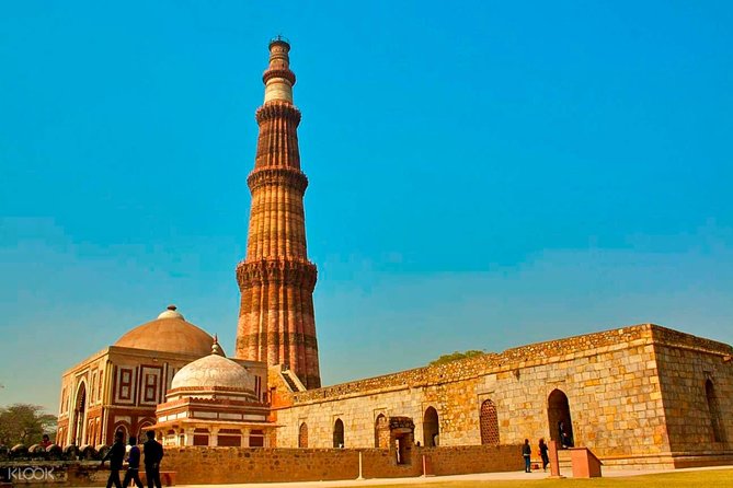 Qutub Minar Skip-The-Line E-Tickets & Guide Delhi Transfers