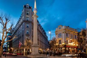 Radisson Blu Hotel, London Mercer Street - Convenient Central Location