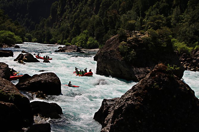 Rafting Bridge to Macal - Futaleufu River - Location and Accessibility