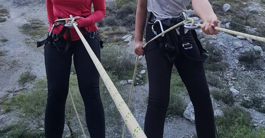 Rappelling Class in Monterrey “Cerro Del Topo Chico”