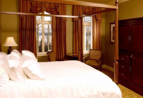 River Inn of Harbor Town - Elegant Accommodations