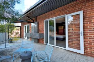 Riverview on Mount Street - Property Overview and Location
