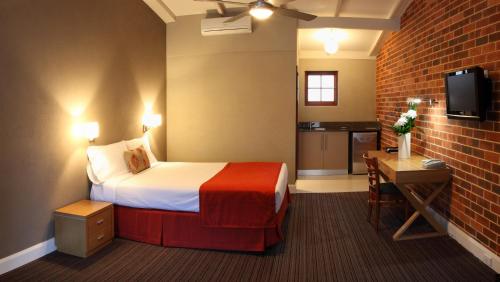 Rose & Crown Hotel - Hotel Overview