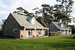 Rosebank Cottage Collection - Overview and Location