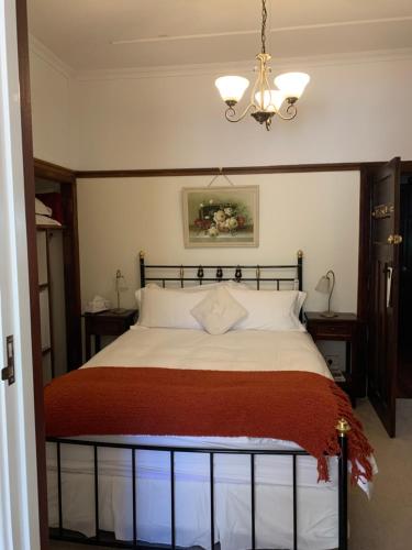 Rosebridge House Bed & Breakfast Adult Retreat - Overview and Location