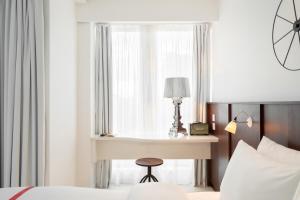 Ruby Lucy Hotel London - Hotel Overview
