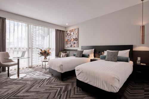 Rydges Perth Kings Square - Hotel Overview