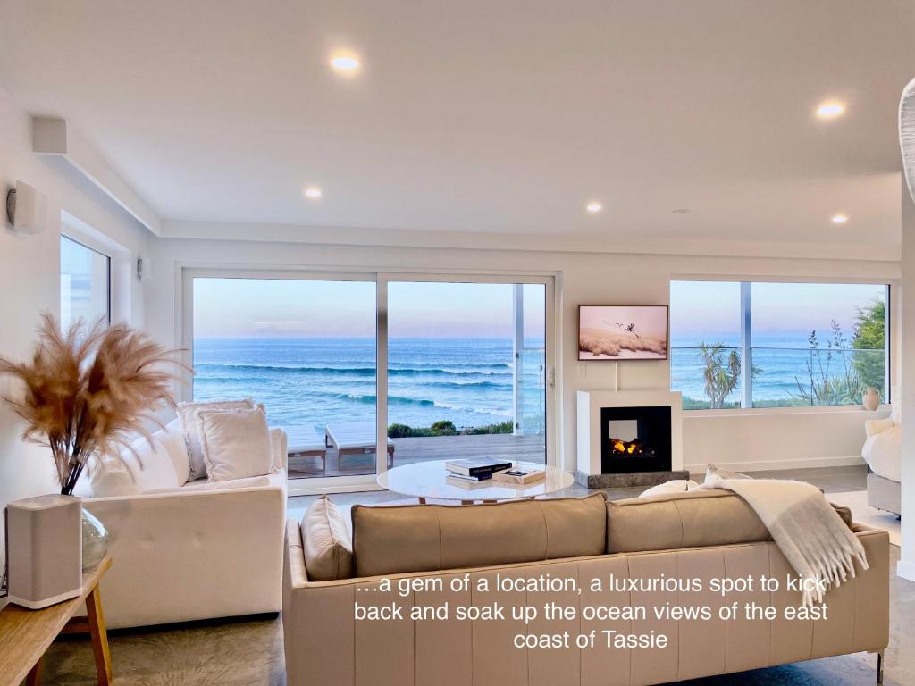 Saltwater - Absolute Oceanfront, Hot Tubs, Sauna, Fire Pits Review