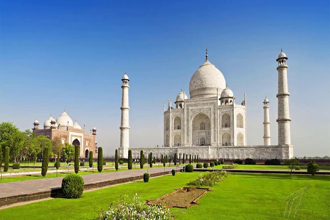 Same Day by Gatimaan Express -Taj & FORT