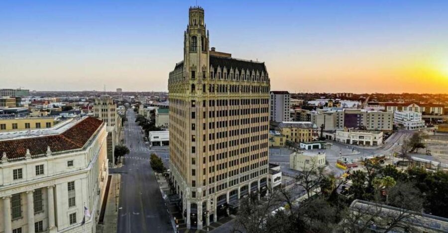 San Antonio: HERstory Walking Tour