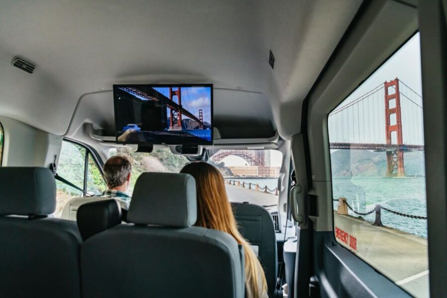 San Francisco: Movie Filming Locations Bus Tour