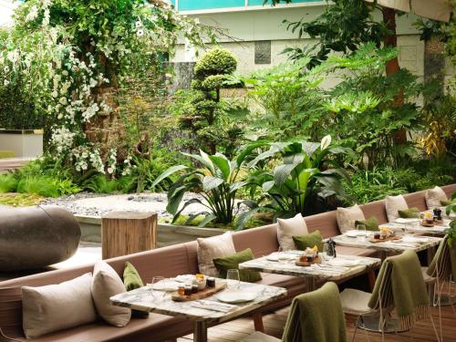 Sanderson London - Hotel Overview
