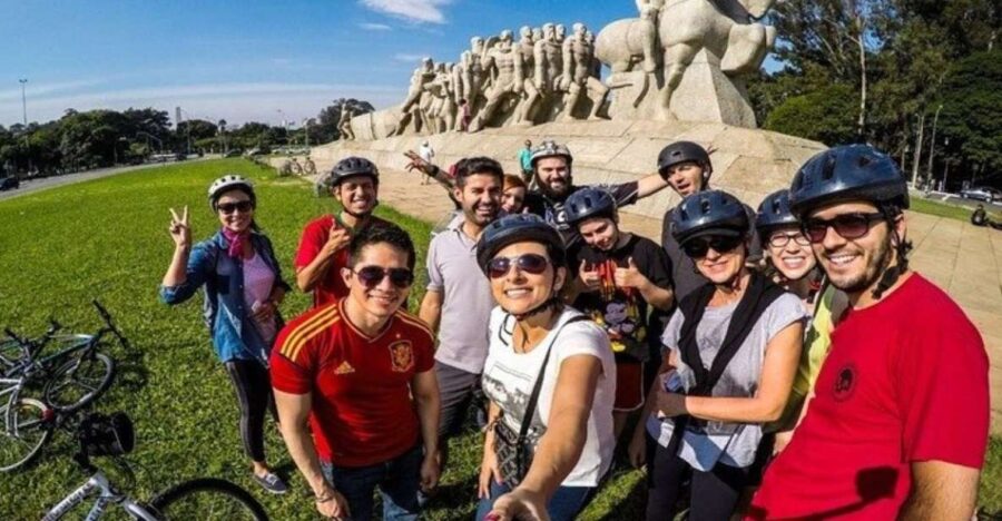 Sao Paulo: The Coolest Urban Scenes Bike Tour