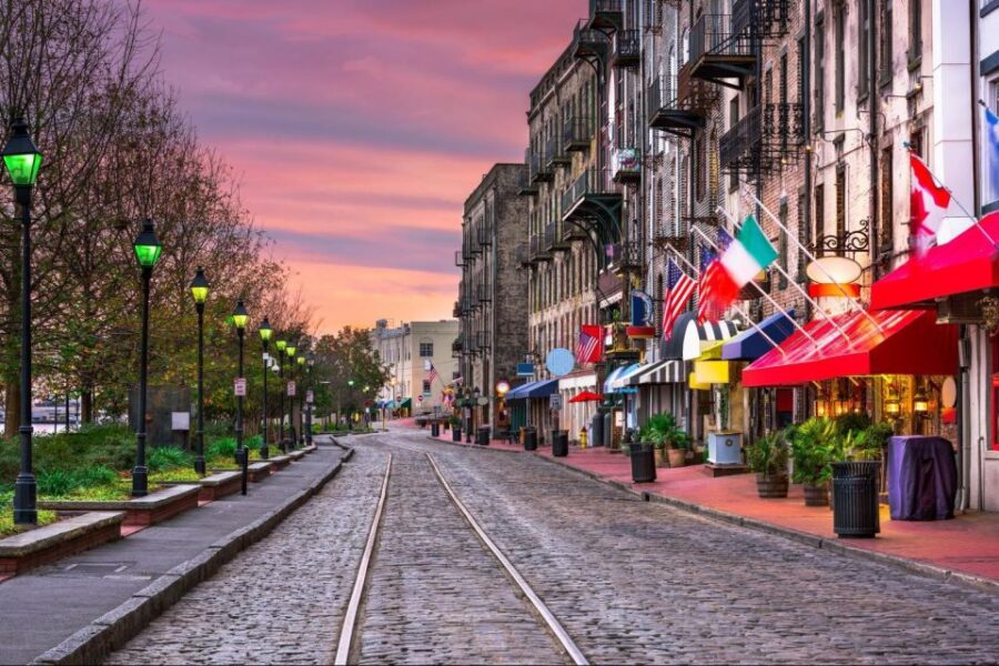Savannah: Historical Panoramic City Tour - Tour Overview