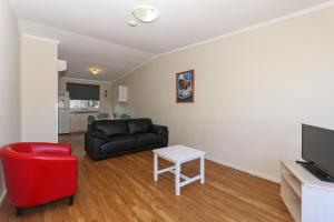 Scarborough Apartments - Property Overview
