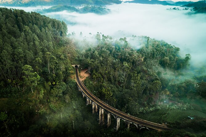 Scenic Train Ride to Ella From Kandy
