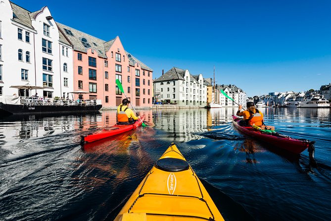 Seakayak And Hike in Ålesund