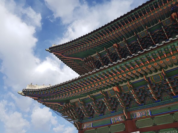 Seoul: Royal Palace Morning Tour Including Cheongwadae