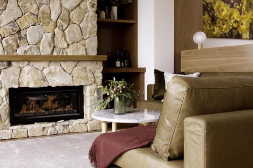 Sequoia Lodge Review - Location and Accessibility