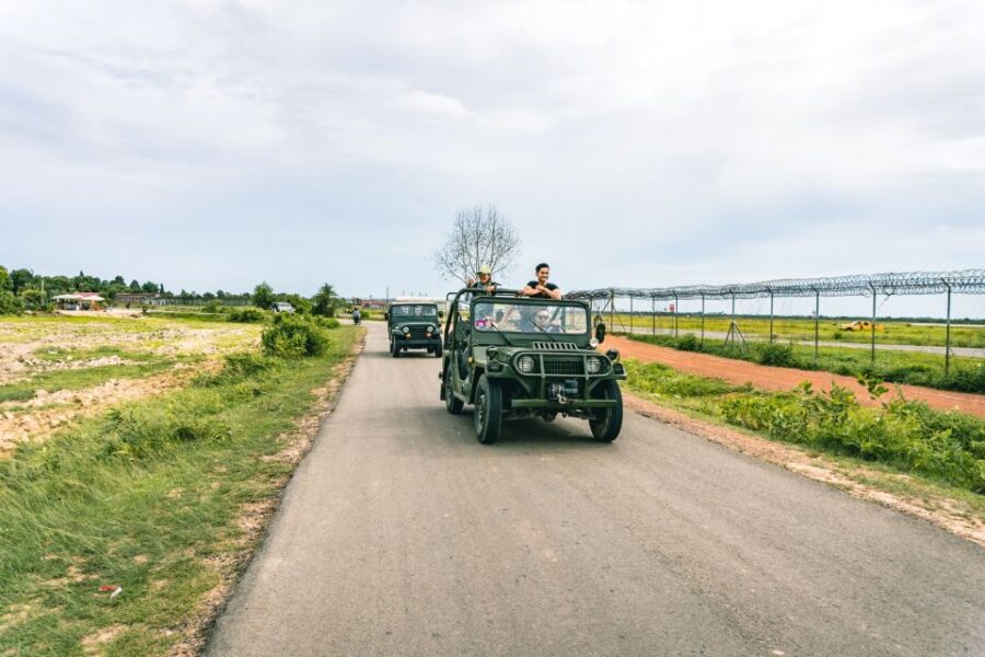 Siem Reap: Countryside Sunset Jeep Tour With Drinks