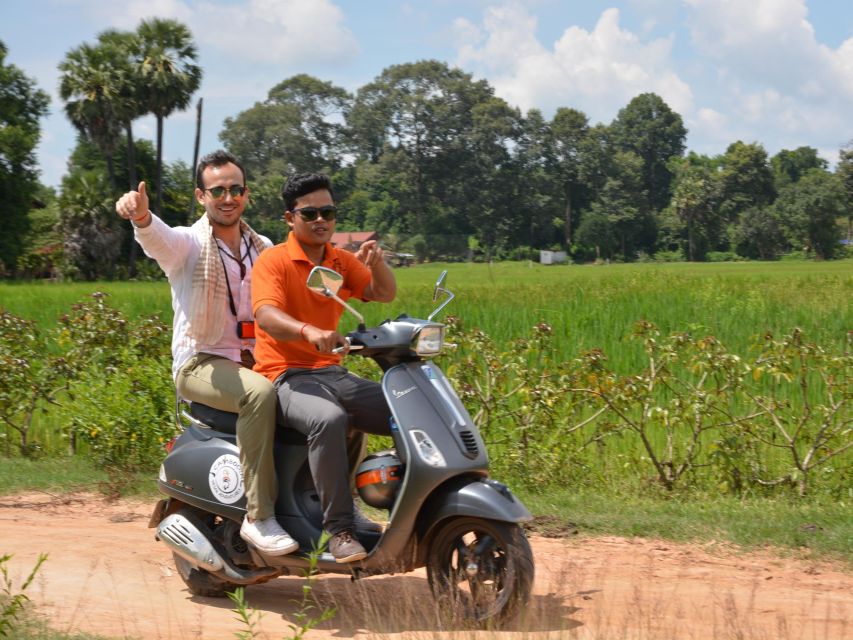 Siem Reap: Countryside Tour on a Vespa