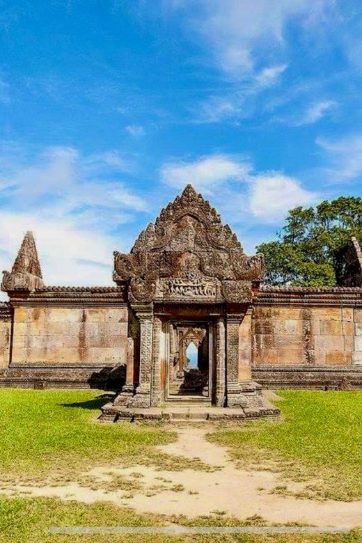 Siem Reap: Preah Vihear and Koh Ker Private Tour