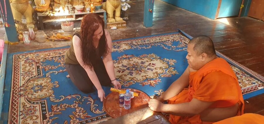 Siemreab: Oldest Pagoda Monk Blessing/ Visit Market 3h Tour