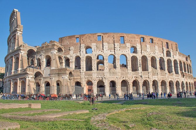 Skip-The-Line Tour of Rome Colosseum and Forums With Local Guide
