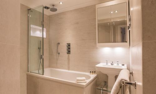 Sloane Place - Hotel Overview