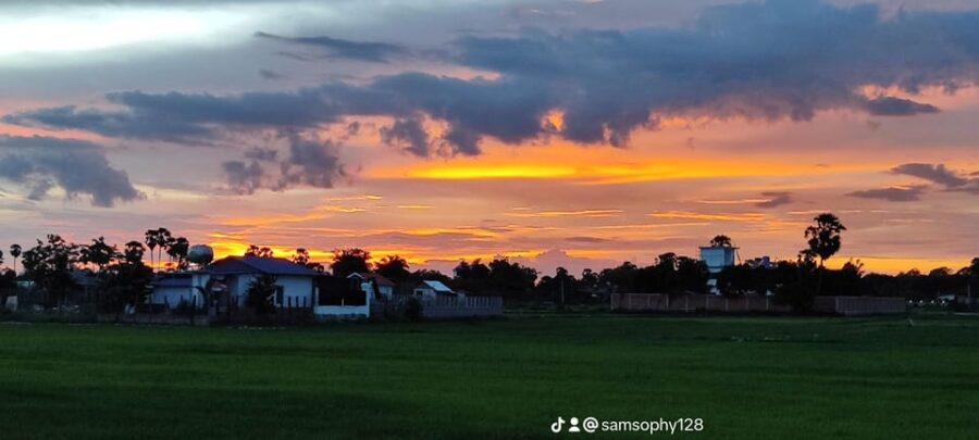 Small Group Countryside Bike Tours//Sunset - Tour Overview