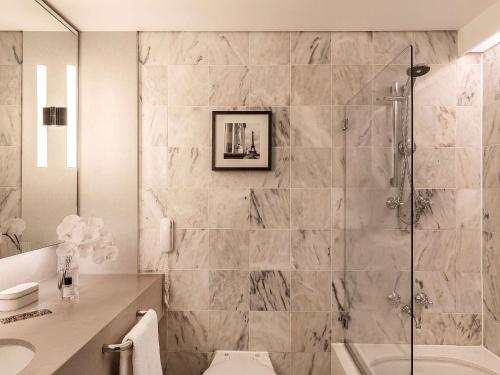 Sofitel Melbourne on Collins Review