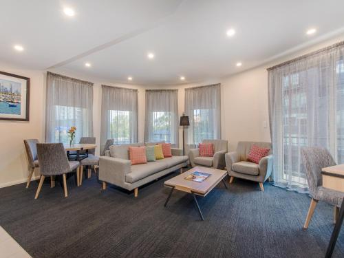 South Yarra Central Apartment Hotel - Property Overview