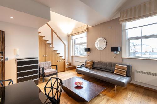 Space ApartHotel - Ideal Location and Accessibility