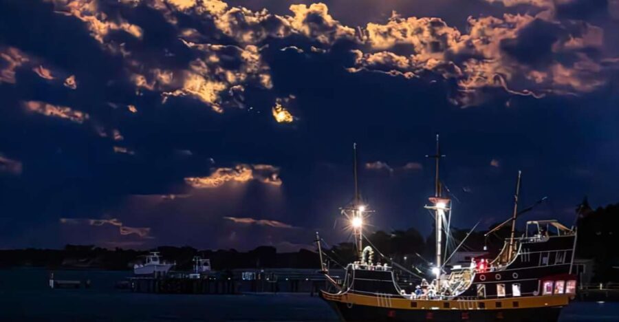 St. Augustine: The Black Raven Rum Runners Pirate Show (21+)
