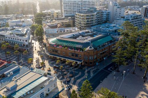 Stay at Hotel Steyne - Hotel Overview