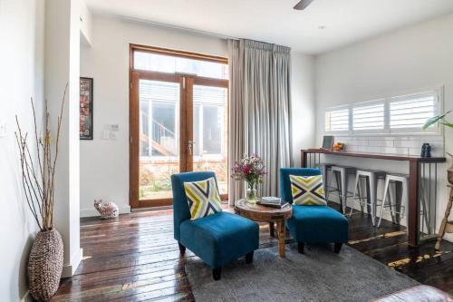 Studio South Port - Lush Private Oceanfront Studio Apartment - Property Overview