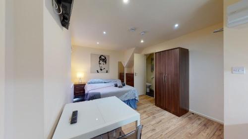 Studio29A - Property Overview