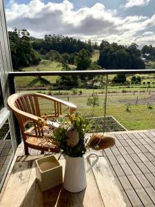 Sundays - Property Overview