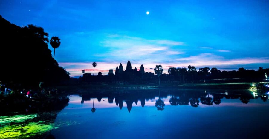 Sunrise at Angkor Wat and Full Day by Tuk Tuk